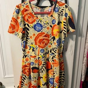 Beautiful summery Amelia dress w/pockets
